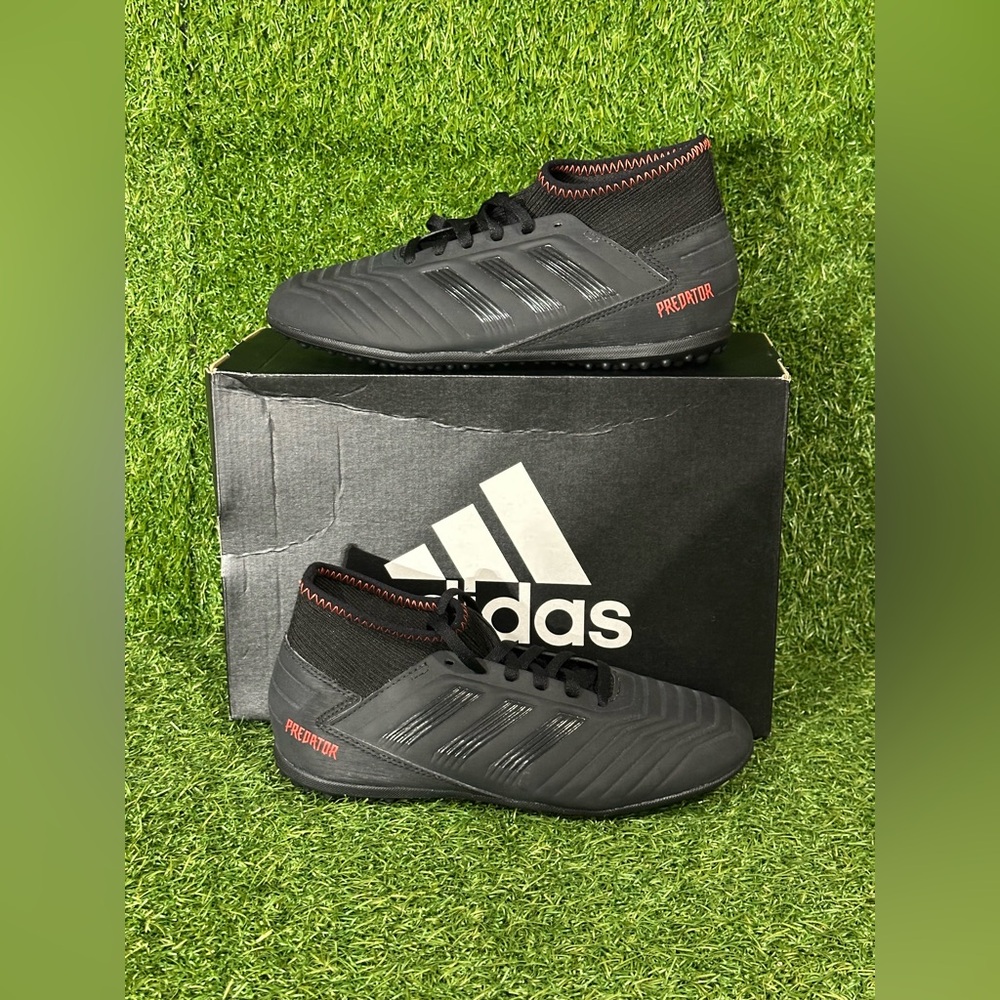 ADIDAS PREDATOR 19.3 TURF SOCCER SHOES, SIZE 4 KIDS COLOR BLACK/ ACTIVE RED